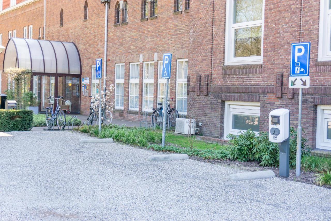 Hotel Kontakt Der Kontinenten Soesterberg Kültér fotó