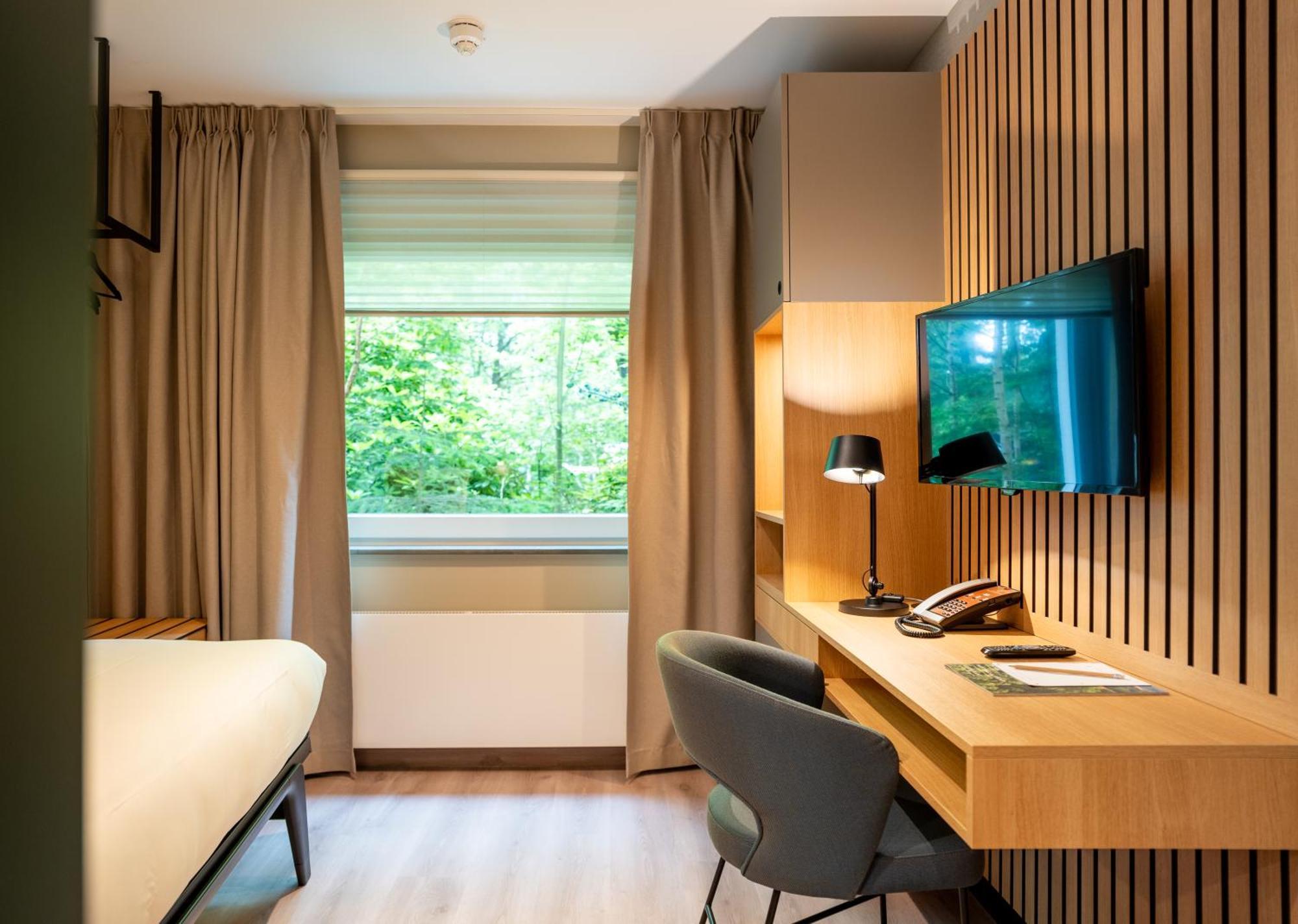 Hotel Kontakt Der Kontinenten Soesterberg Kültér fotó