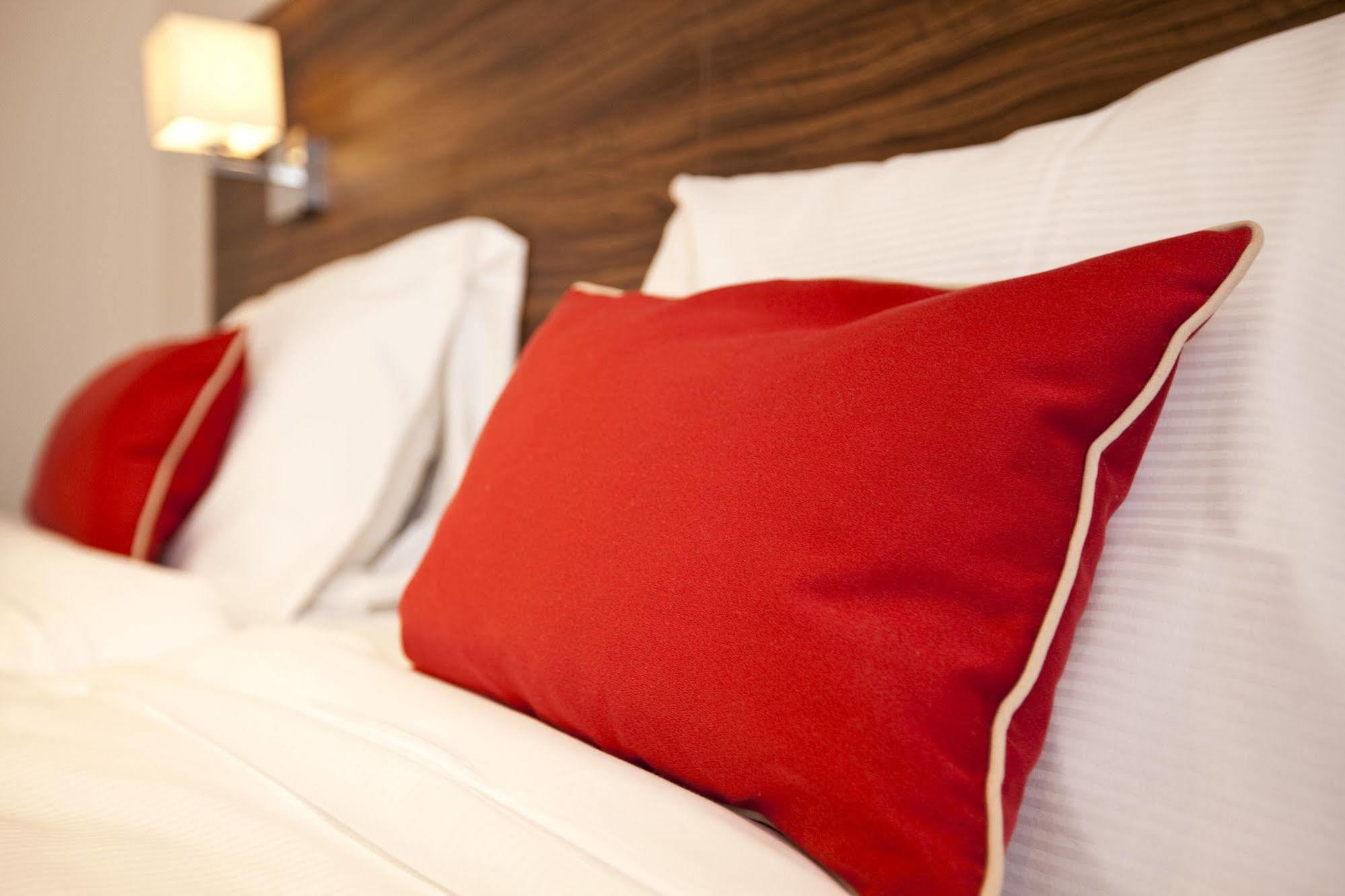 Hotel Kontakt Der Kontinenten Soesterberg Kültér fotó