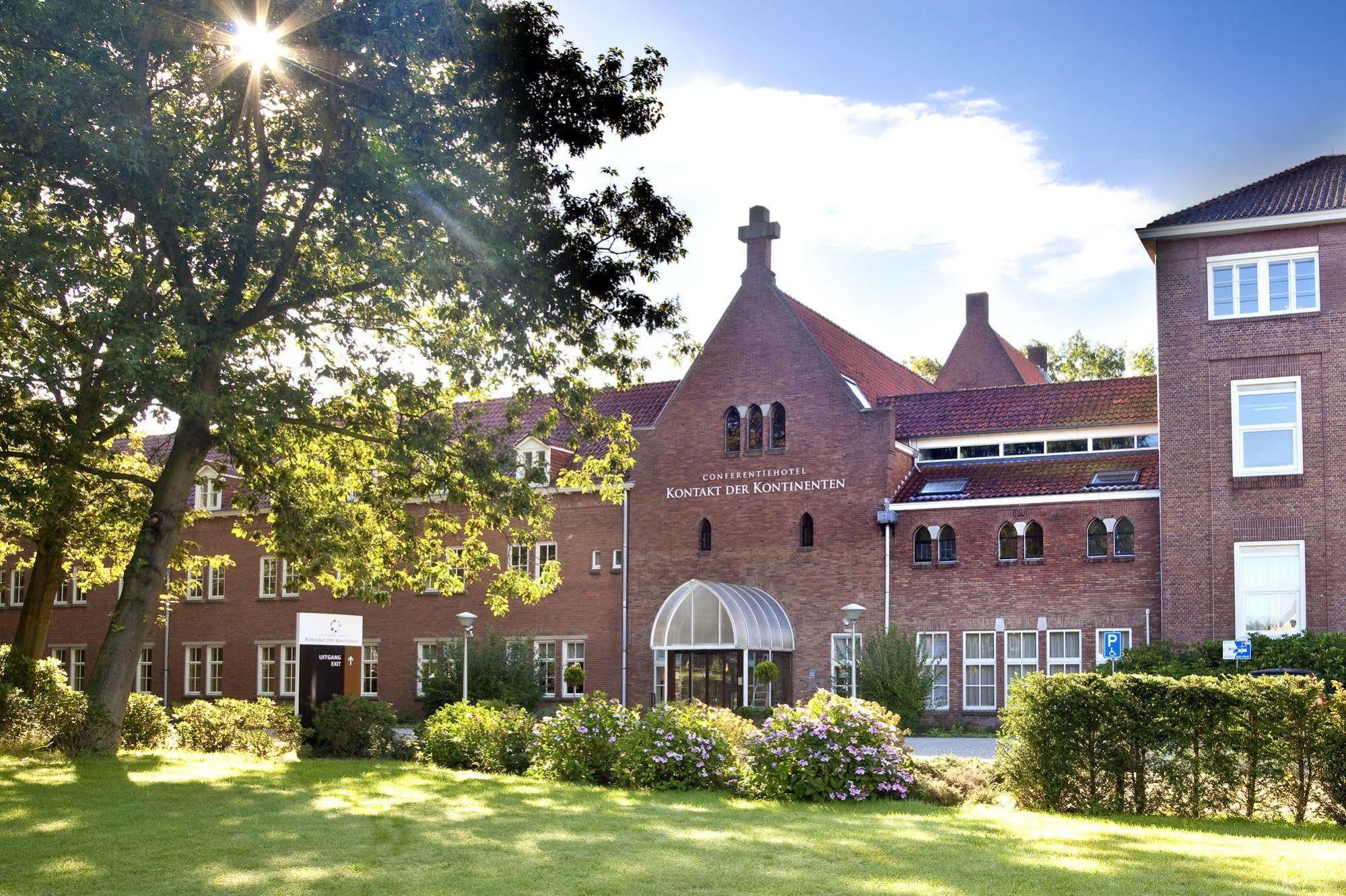Hotel Kontakt Der Kontinenten Soesterberg Kültér fotó